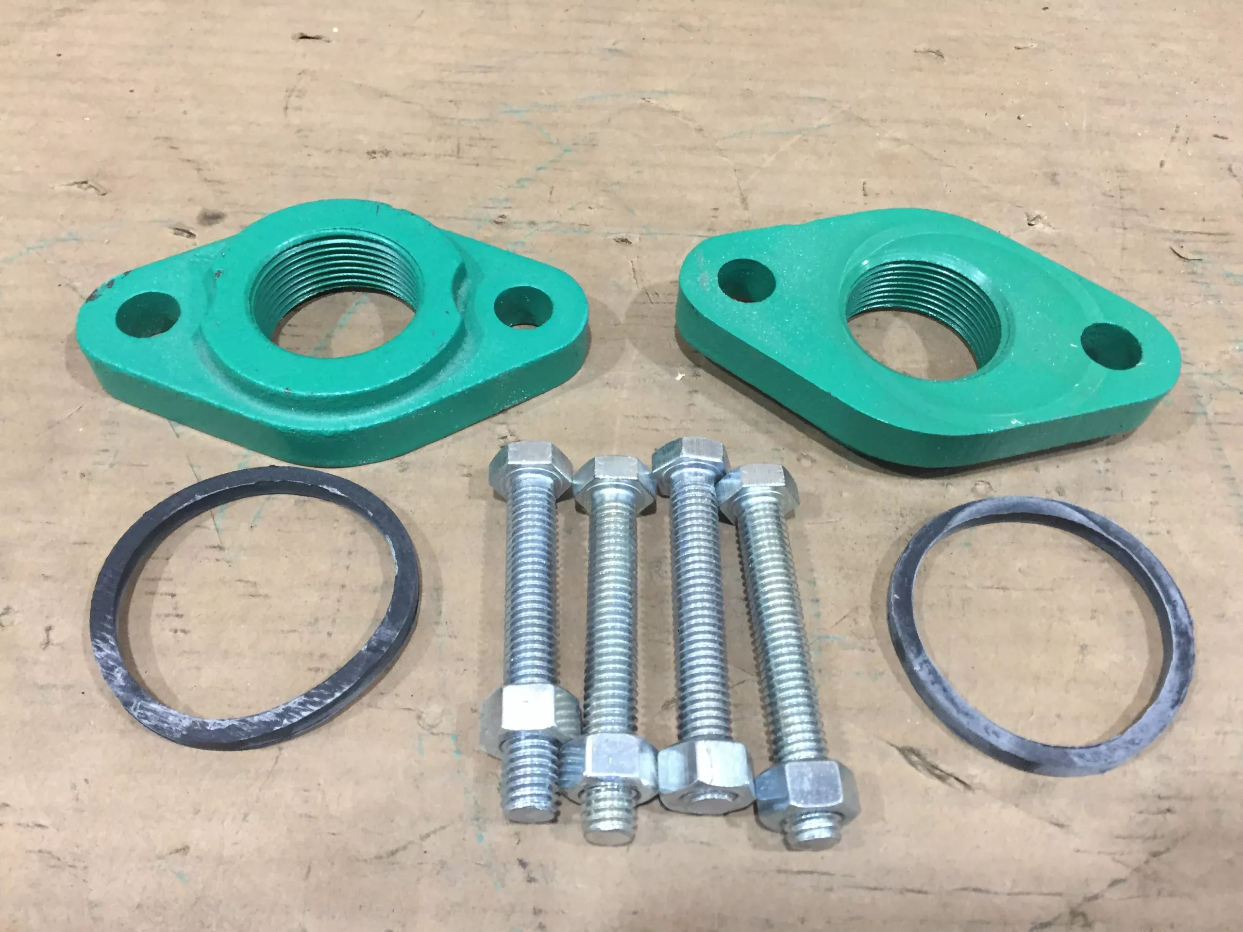 1-1/4" HV Cast Iron Flange Kit