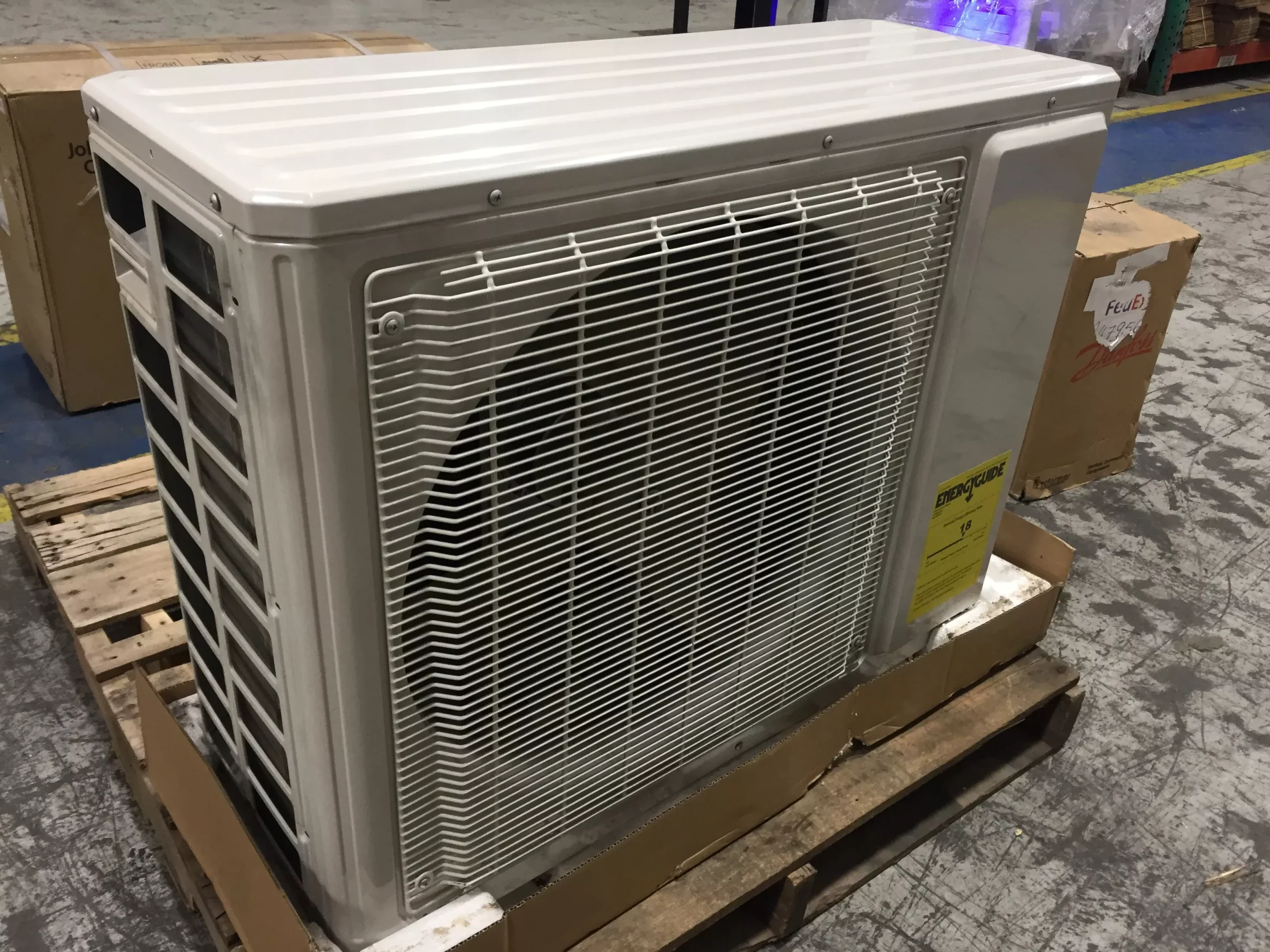 18,000 Btu Single Zone AC Mini-Split Unit; 208/230/60/1, 18 Seer, R-41