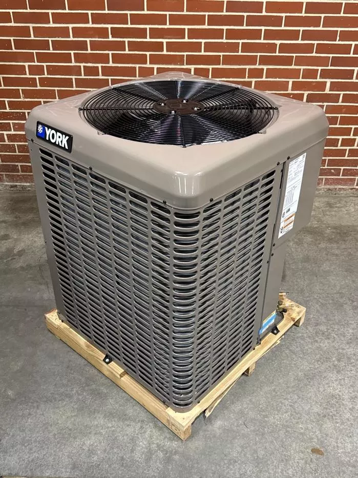 2.5 Ton Single Stage Split-System Air Conditioner 208-230/60/3 R410A 1