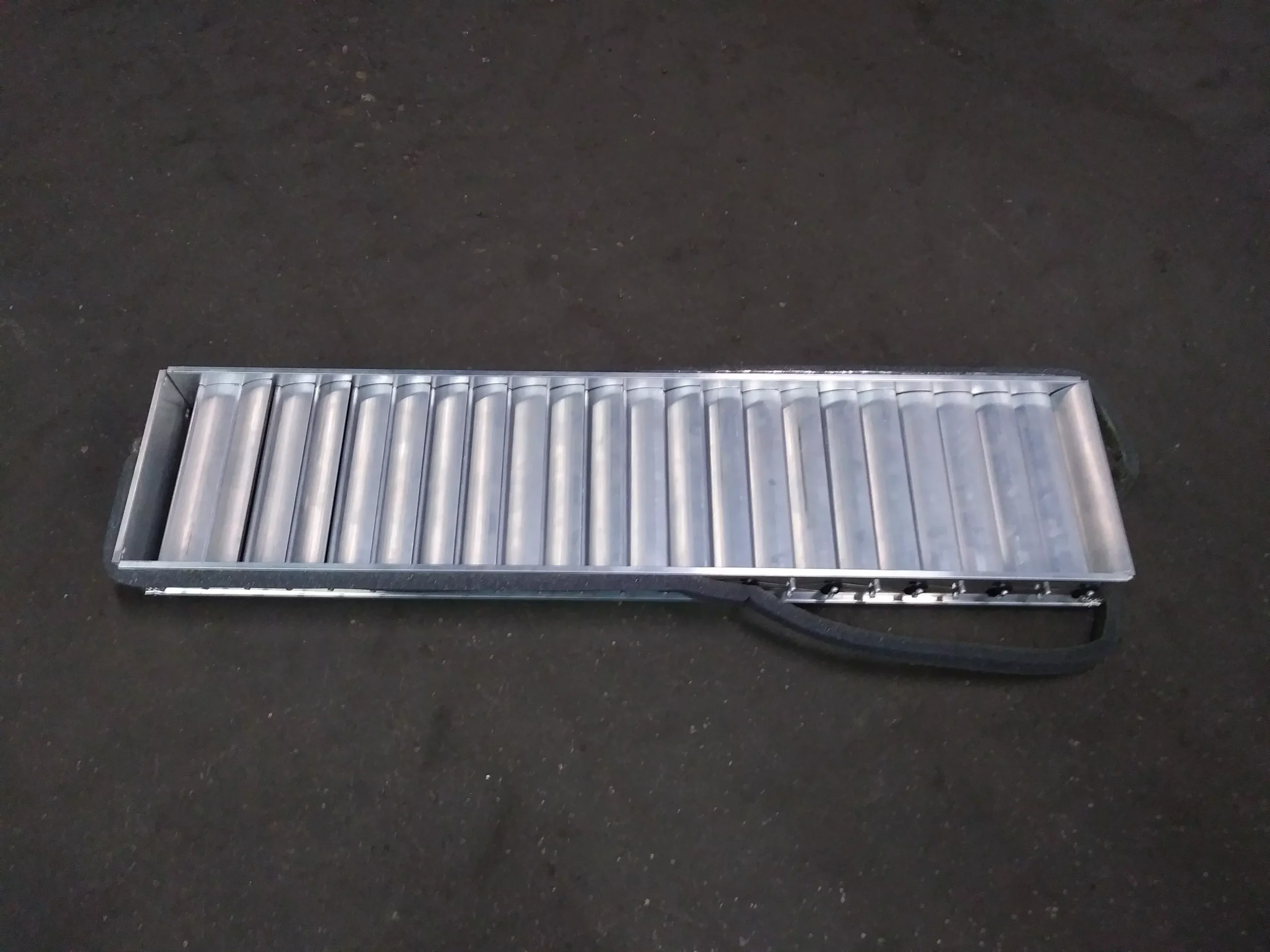24" X 6" ALUMINUM AIR DIVERTER