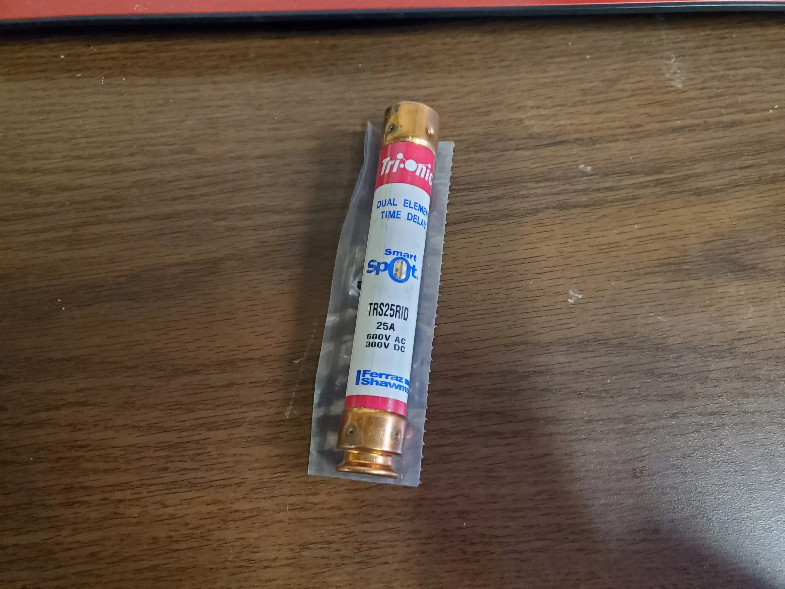 25 AMP 600 VAC DUAL ELEMENT TIME DELAY FUSE