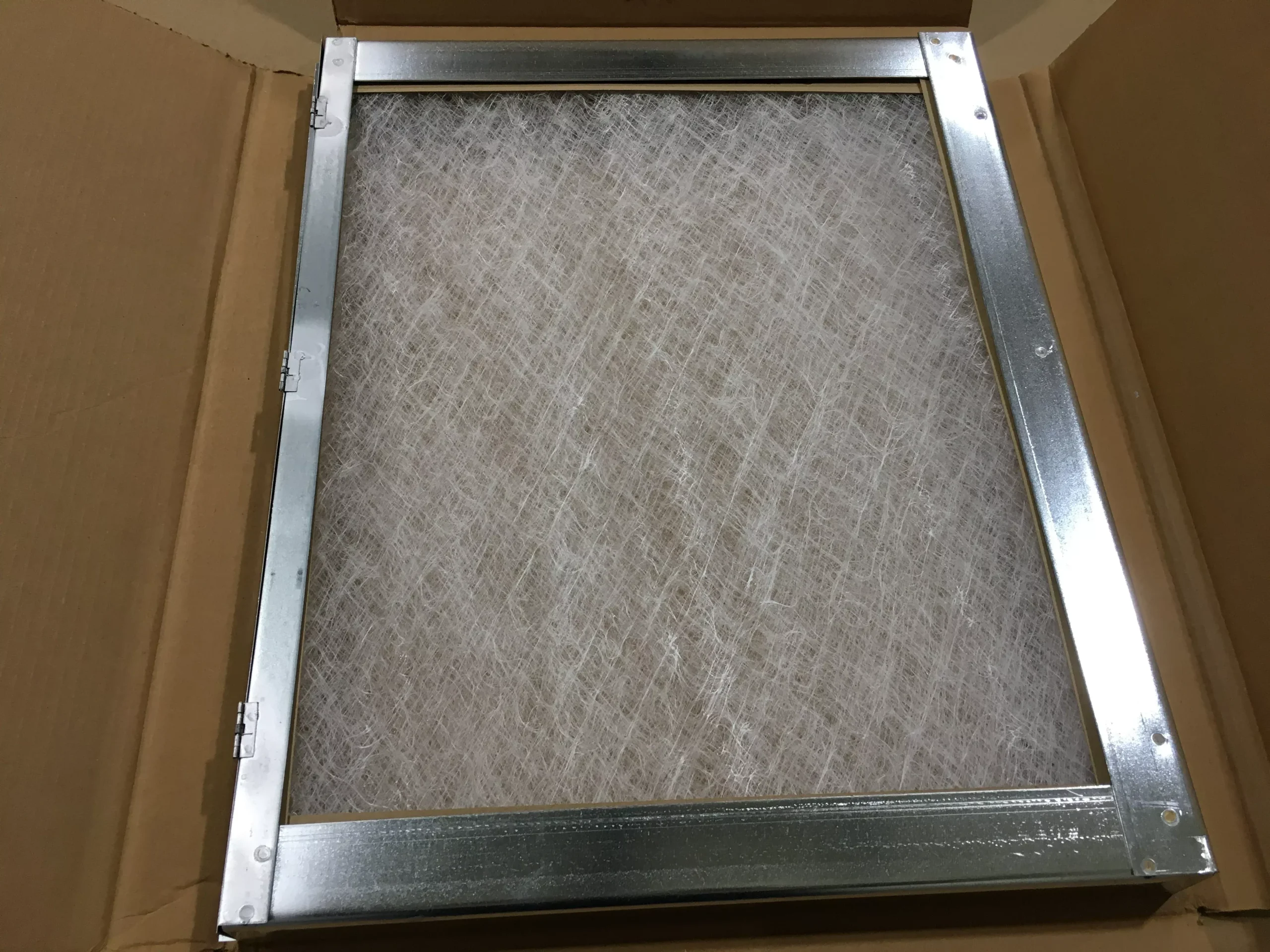 27"H X 22"W X 2"D FIXED FILTER RACK WITH FLANDERS FIBERGLASS FILTER IN