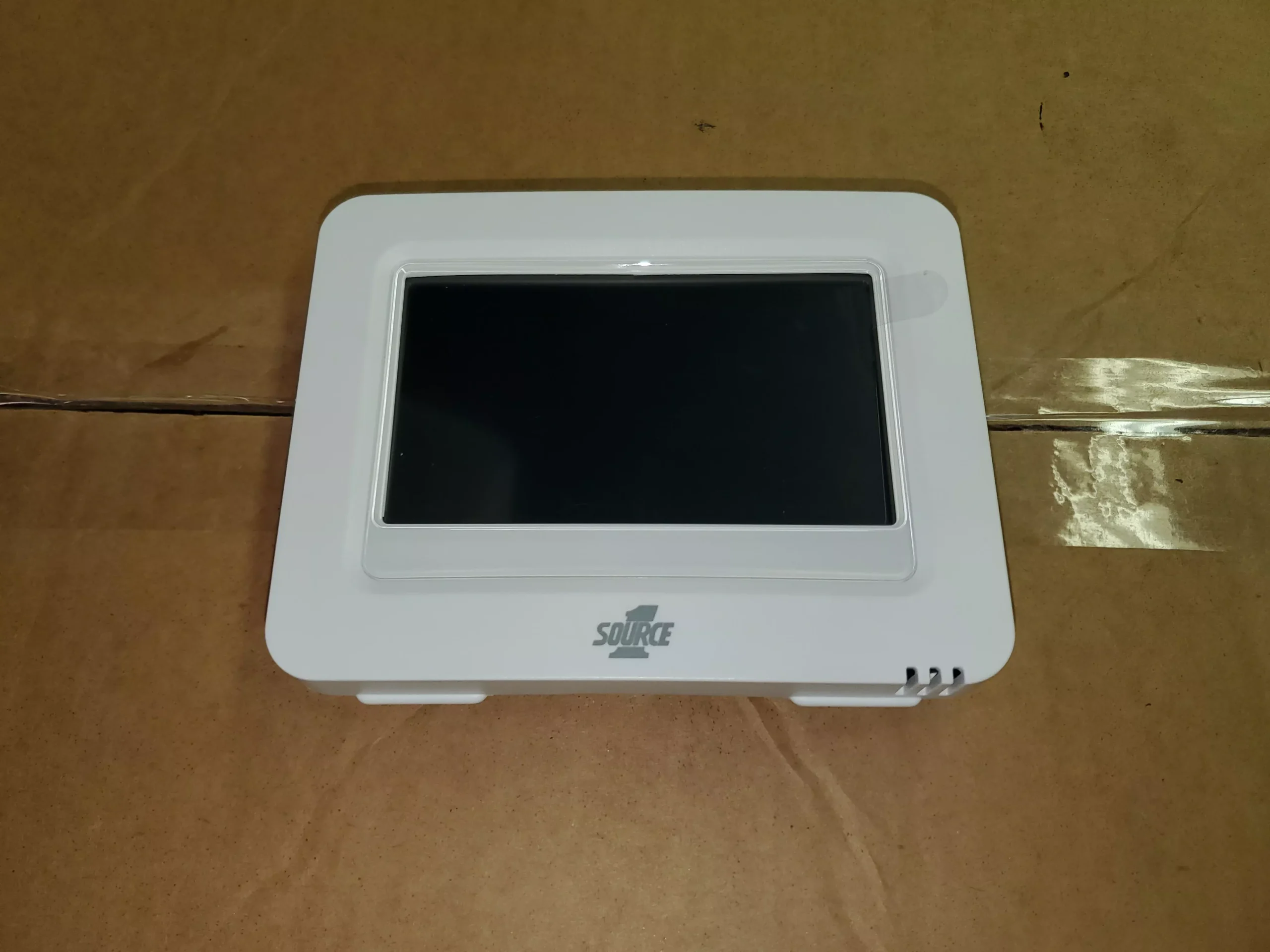 4 Heat/2 Cool Programmable High Resolution Digital Thermostat w/Full C