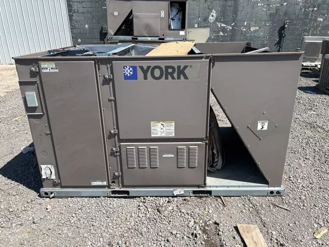 8.5 Ton Convertible Packaged Air Conditioning Unit, 12.2 EER 460/60/3