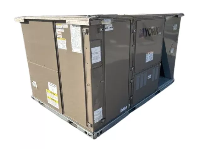 8.5 Ton Two-Stage Convertible Packaged Air Conditioning Unit, 12.2 EER