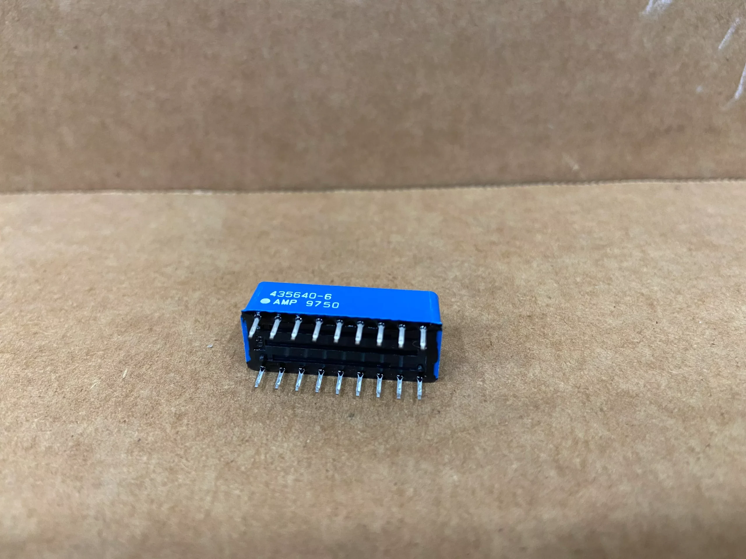 9 Position On-Off Rocker Switch 24VDC