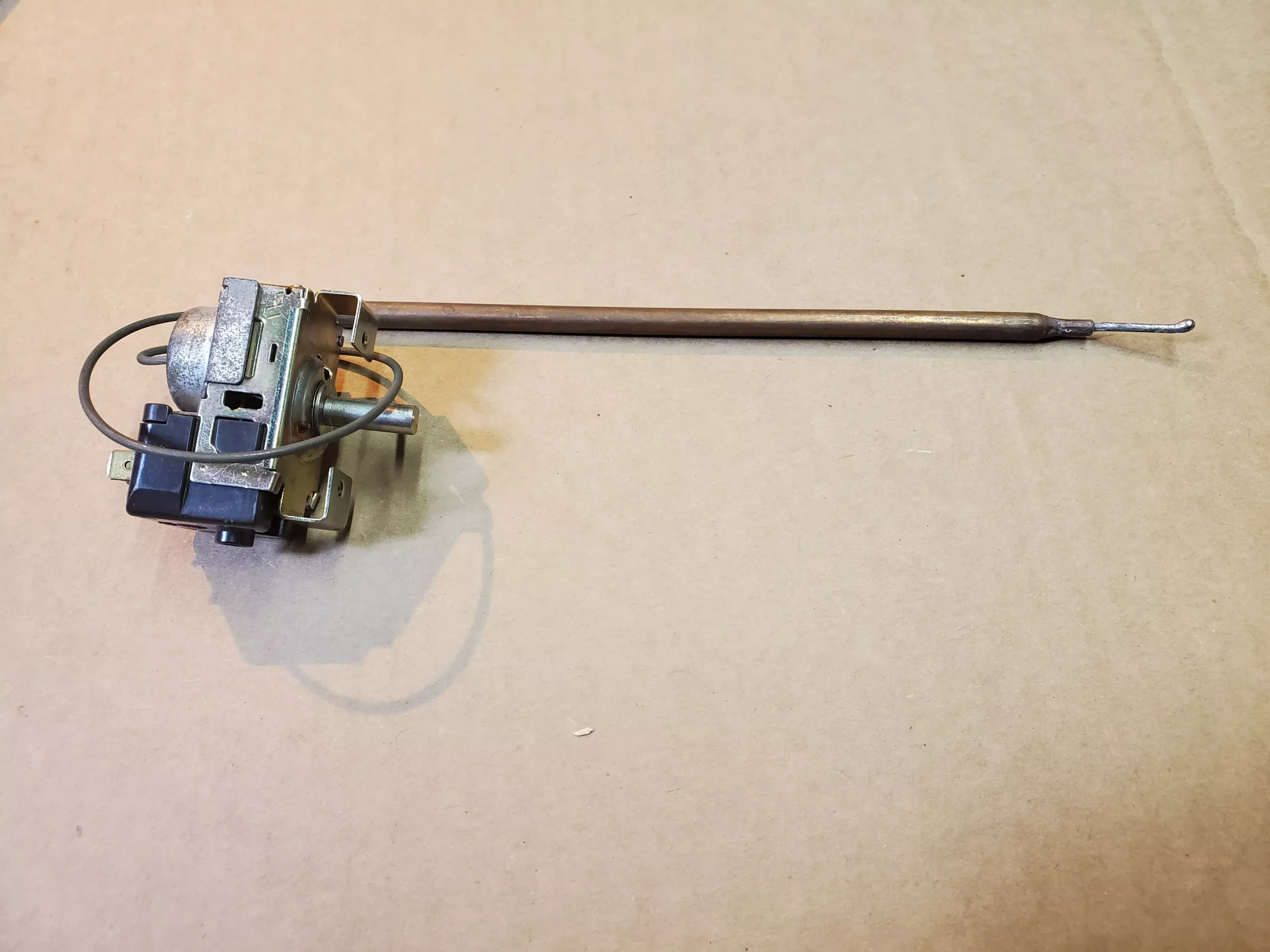 Cold Control Thermostat 120/240VAC