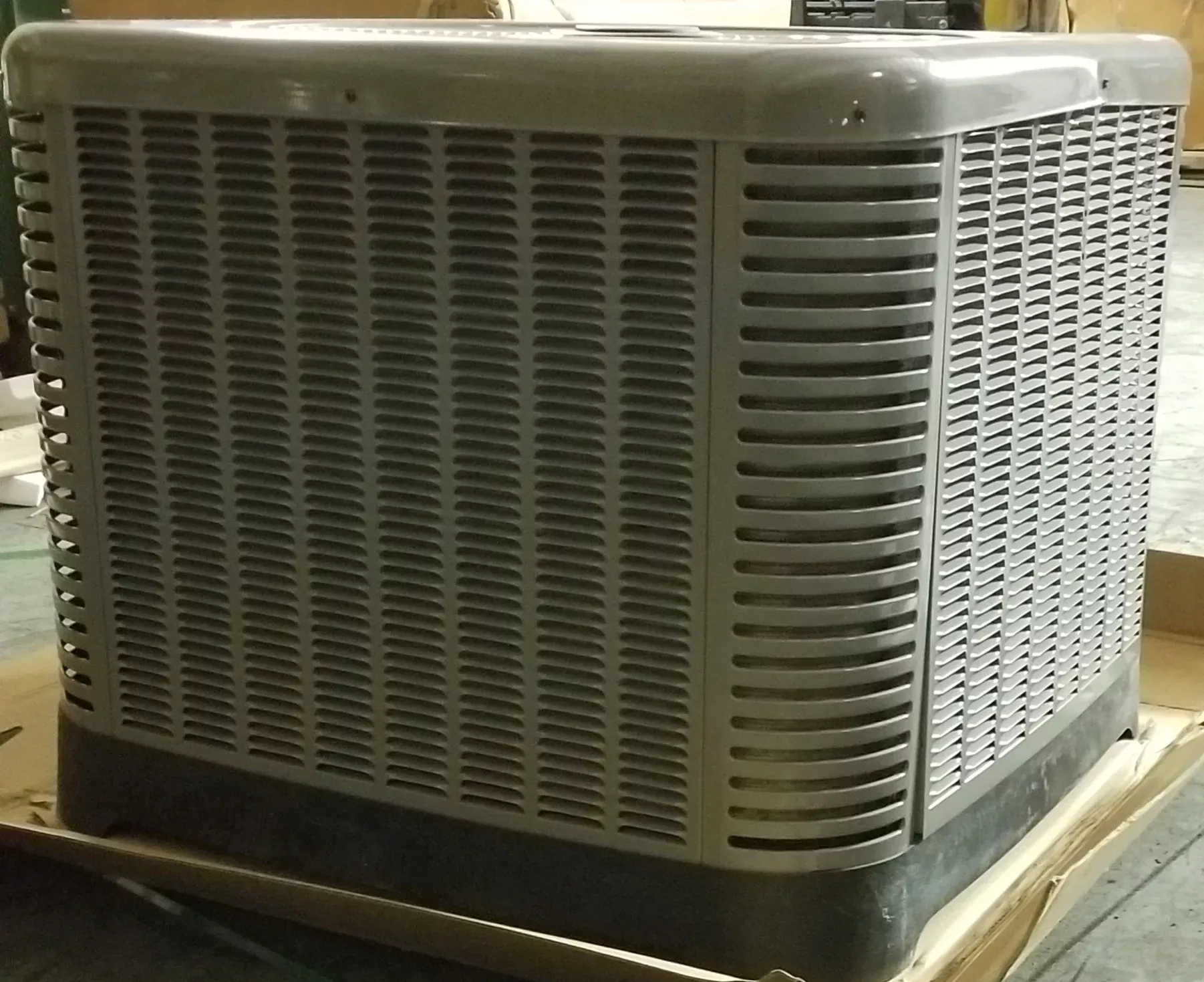 COMMERCIAL USE ONLY 3.5 Ton Single Stage Split-System Heat Pump, 13 SE