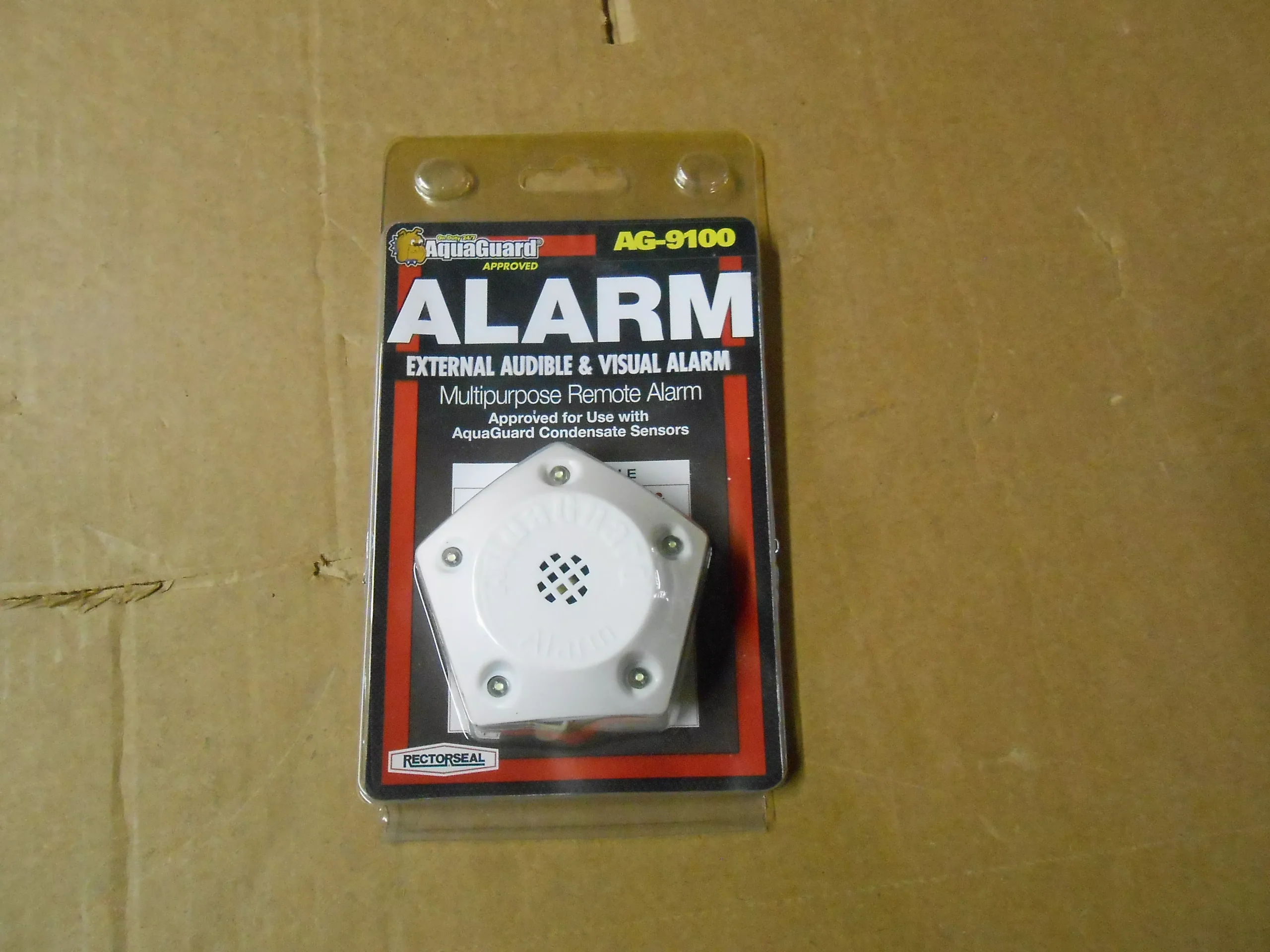 EXTERNAL AUDIBLE & VISUAL REMOTE ALARM