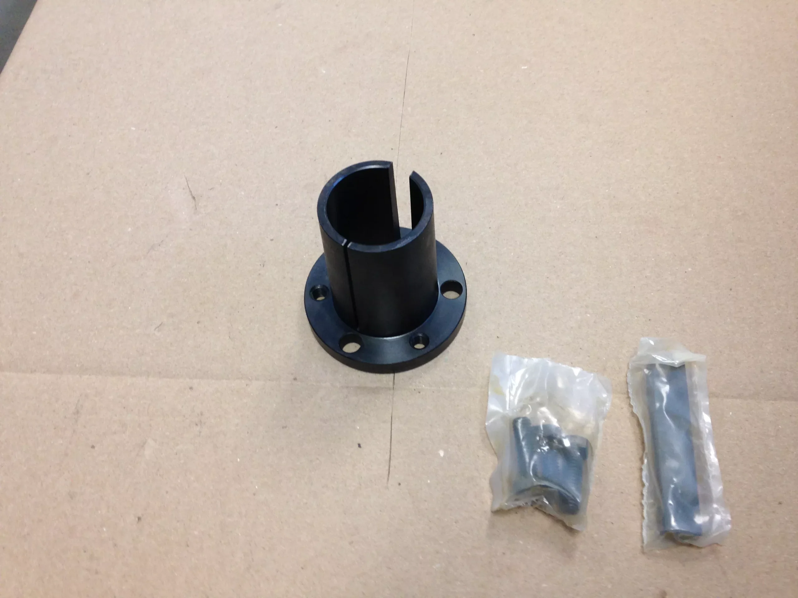 SPLIT TAPER BUSHING